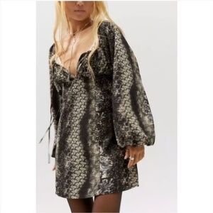 Urban Outfitters Vivienne Boho Chic Long Sleeve Mini Dress Women's Size S